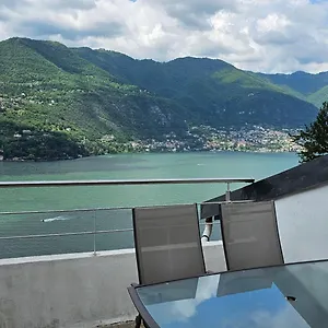 https://la-terrazza-sul-lago-di-como.it-lombardy.com